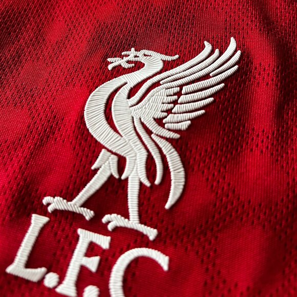 Liverpool FC Adidas Mens 25/26 Authentic Home Jersey (XL) - Picture 2 of 9